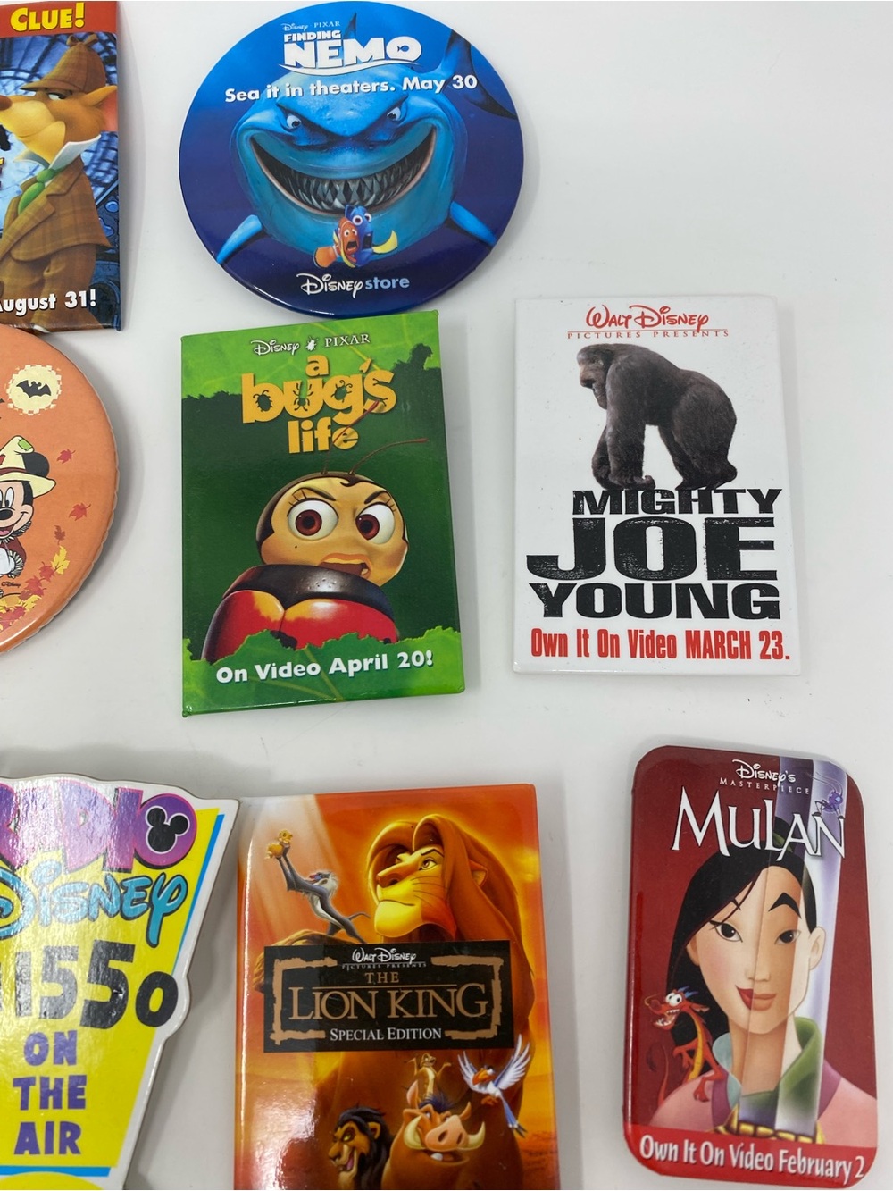 Assorted 90’s Disney Pin Collection - Picture 7 of 10